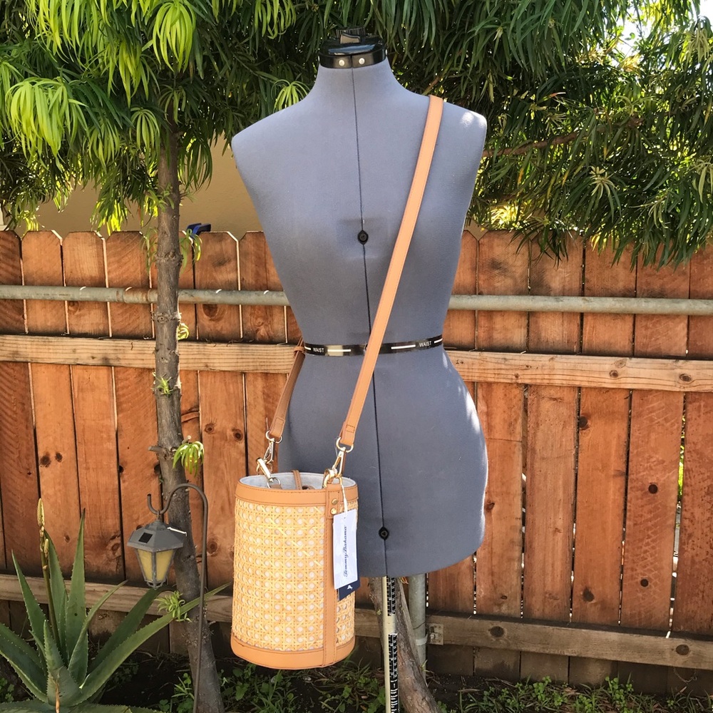 Tommy Bahama straw bucket bag - Picture 10 of 11